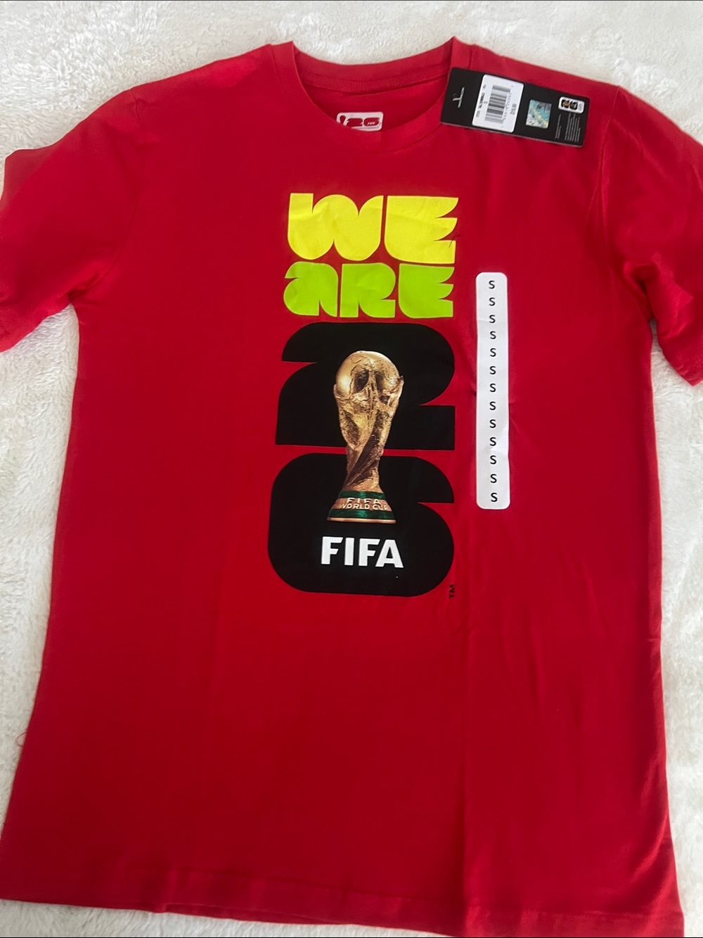 NWT UNISEX FIFA World Cup (2026)
Trophy Red T-Shirt, Size S